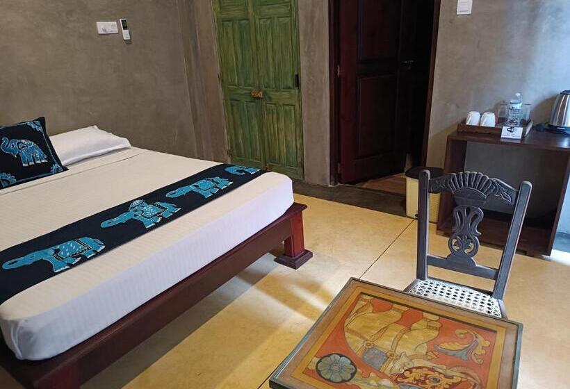 Номер Стандарт Вид на Бассейн, Negombo Boutique Villa