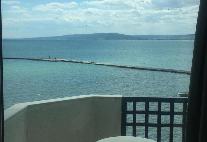 إستوديو قياسى مطل على البحر, Oasis   Beach Access