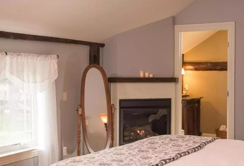 キングサイズベッドのデラックスルーム, Caldwell House Bed And Breakfast
