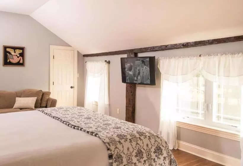 キングサイズベッドのデラックスルーム, Caldwell House Bed And Breakfast