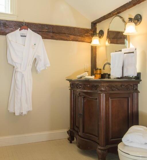 חדר דחוקס עם מיטת קינג, Caldwell House Bed And Breakfast