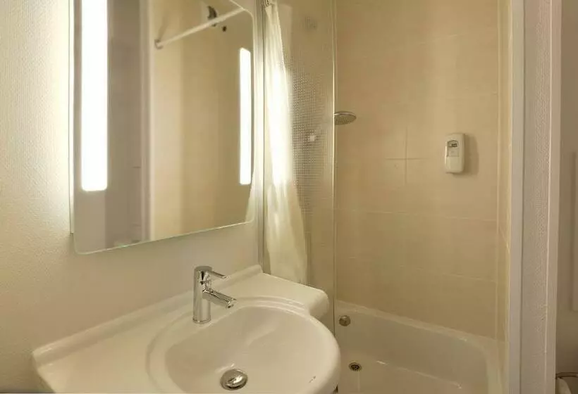Standard 4 Pers. Værelse, B&b Hotel Bourges 2