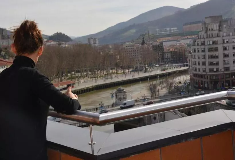 اتاق لوکس با تراس, Bilbao Plaza