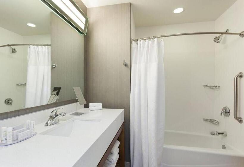 스위트, Courtyard By Marriott Houston Katy Mills