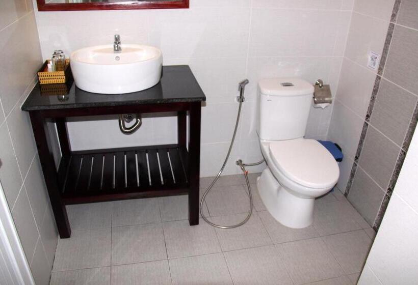 اتاق استاندارد, Xin Chao