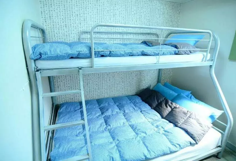 Standard Kolmen Hengen Huone, Insadong Hostel