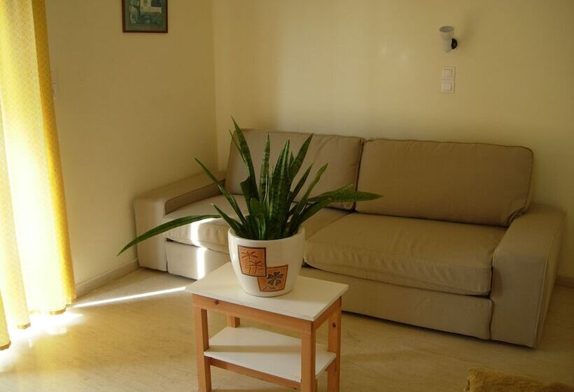 סטודיו סטנדרטי נוף לים, Philippos Studios & Apartments