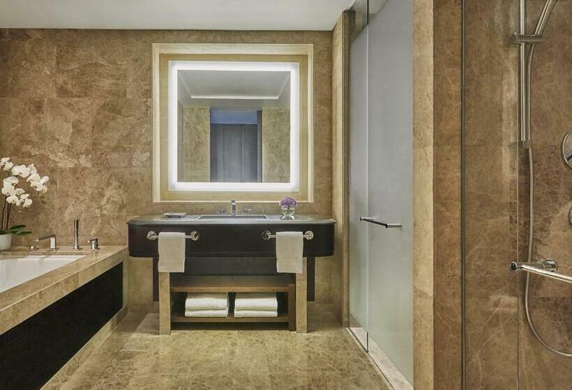 اتاق سوپریور با تخت بزرگ, Four Seasons Hotel Casablanca