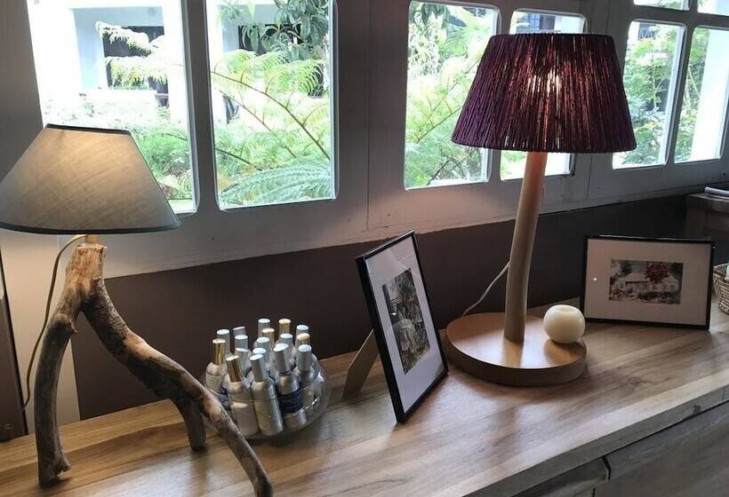 اتاق سوپریور, Le Vieux Cep