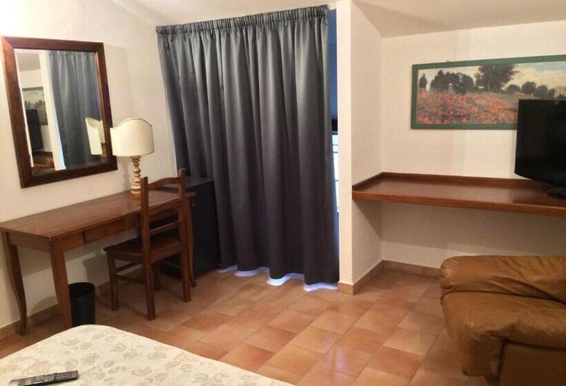 חדר סטנדרט, Luna