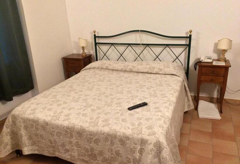 חדר סטנדרט, Luna