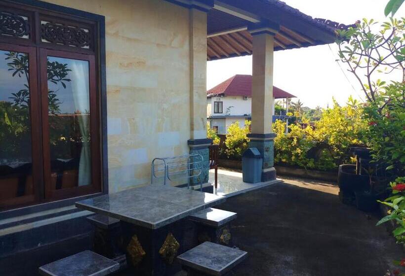 غرفة قياسية مطلّة علي البحر, Rumah Wayans Lipah