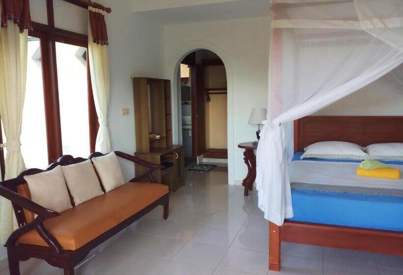 غرفة قياسية مطلّة علي البحر, Rumah Wayans Lipah