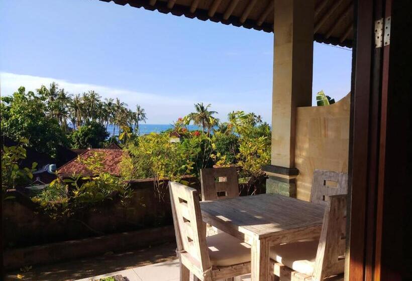 غرفة قياسية مطلّة علي البحر, Rumah Wayans Lipah