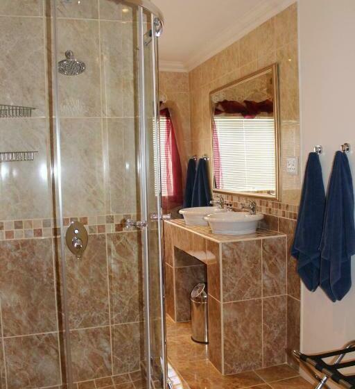 豪华家庭房间, The Angels Place Boutique Guest House