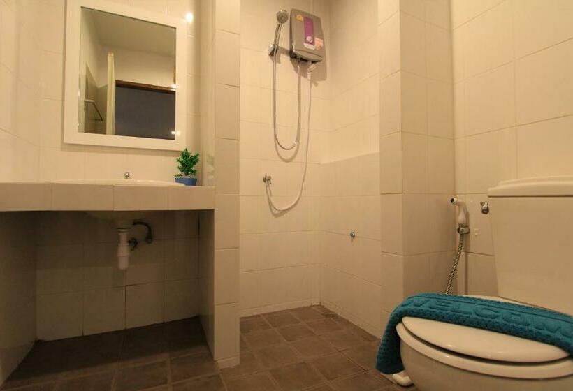 デラックスルーム, The Guide Hometel