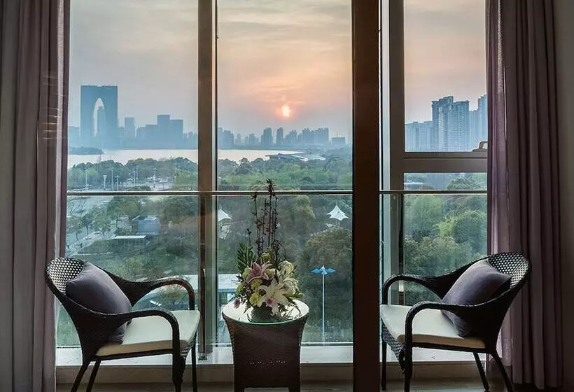 スーペリアールーム, Novotel Jinji Lake Suzhou Sip