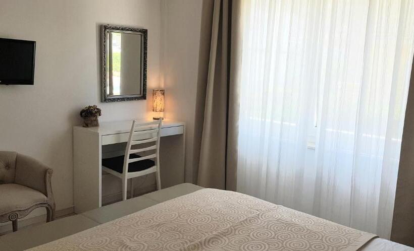 Standard Room, Boutique Villa Revelin