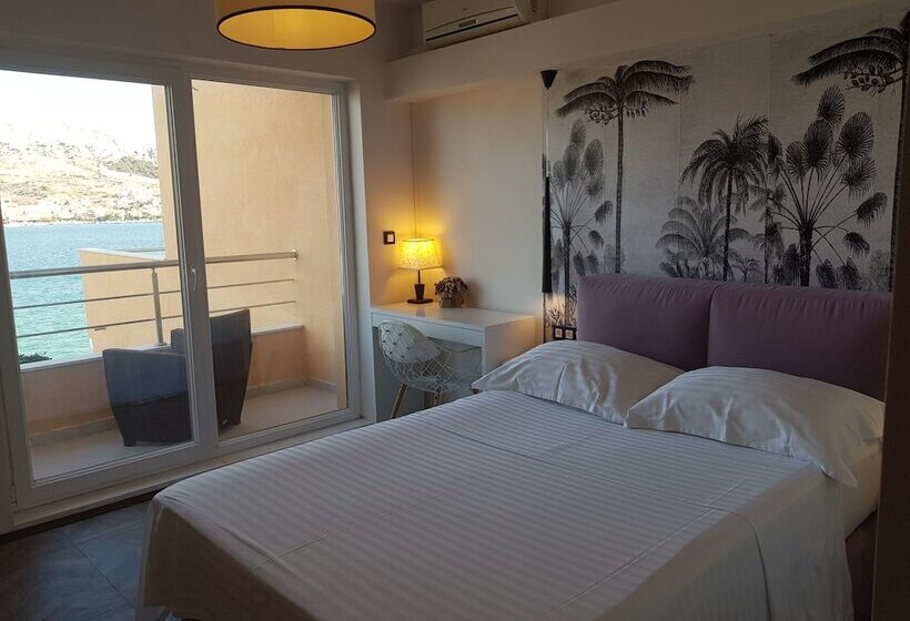 Standard Room Sea View with Balcony, Boutique Villa Revelin