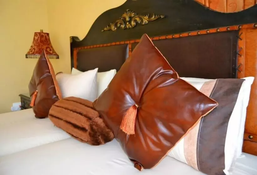 バルコニー付きデラックスルーム, Kimberley Manor Guesthouse