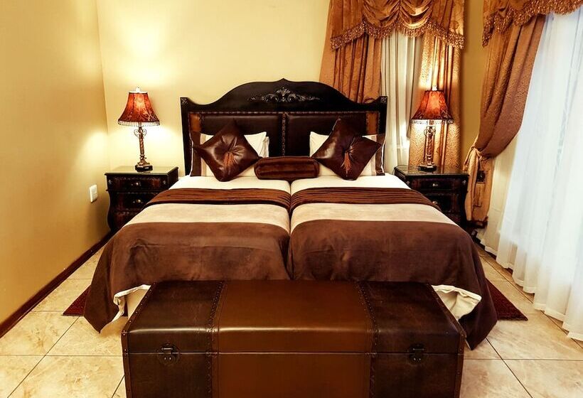 Номер Deluxe с Балконом, Kimberley Manor Guesthouse
