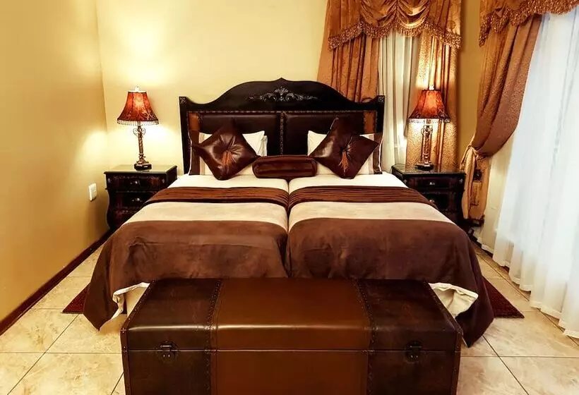 バルコニー付きデラックスルーム, Kimberley Manor Guesthouse