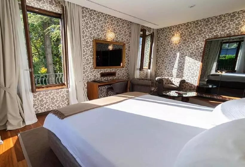 景色の見えるジュニアスイート, Villa Lario Resort Mandello