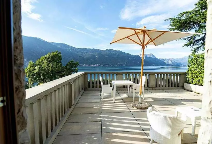 Superior suite with lake view, Villa Lario Resort Mandello