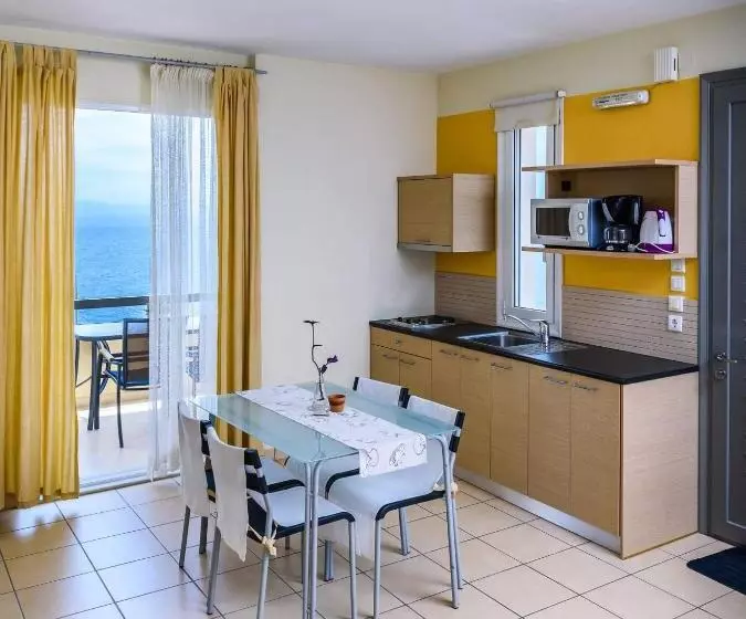 استودیوی استاندارد, Volissos Holiday Homes