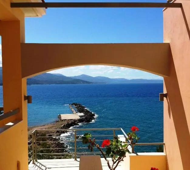2 Bedroom Deluxe Apartment Sea View, Volissos Holiday Homes