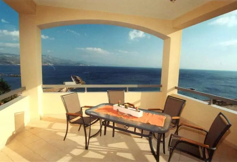 2 Bedroom Deluxe Apartment Sea View, Volissos Holiday Homes