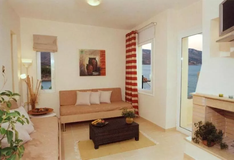 1 Bedroom Deluxe Apartment Sea View, Volissos Holiday Homes