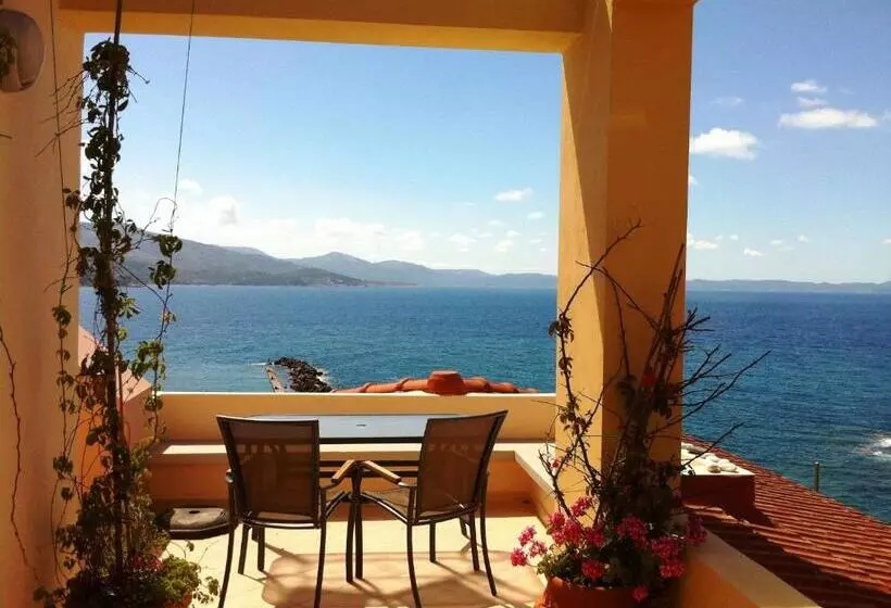1 Bedroom Deluxe Apartment Sea View, Volissos Holiday Homes
