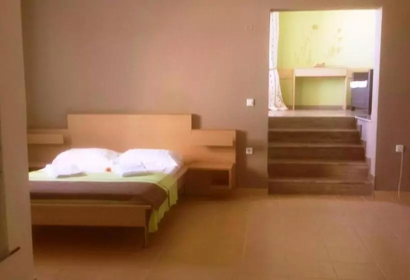 سوییت خانوادگی, Volissos Holiday Homes
