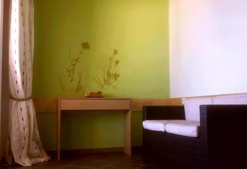 سوییت خانوادگی, Volissos Holiday Homes