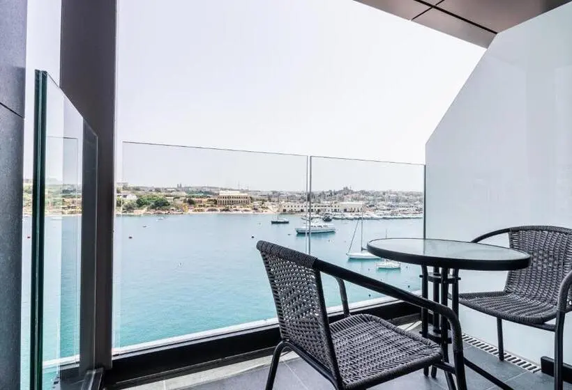 Deluxe Room View Sea with Balcony