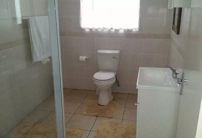 2ベッドルームハウス, Louhallas Accommodation