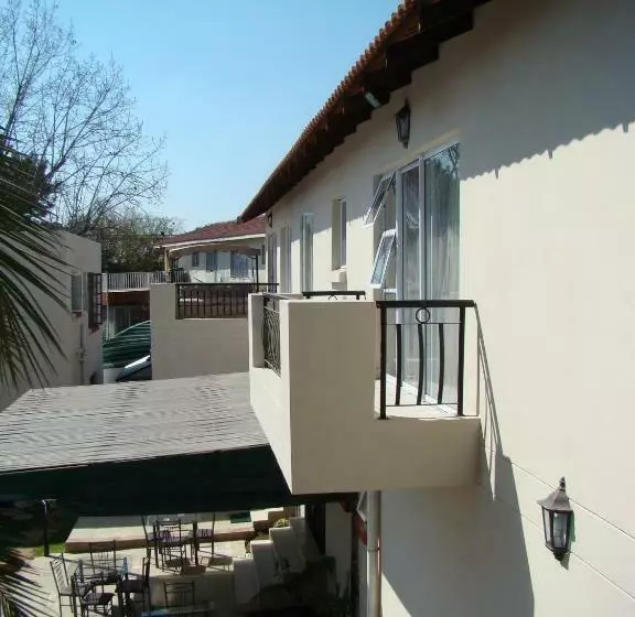 バルコニー付き1ベッドルームアパートメント, Louhallas Accommodation