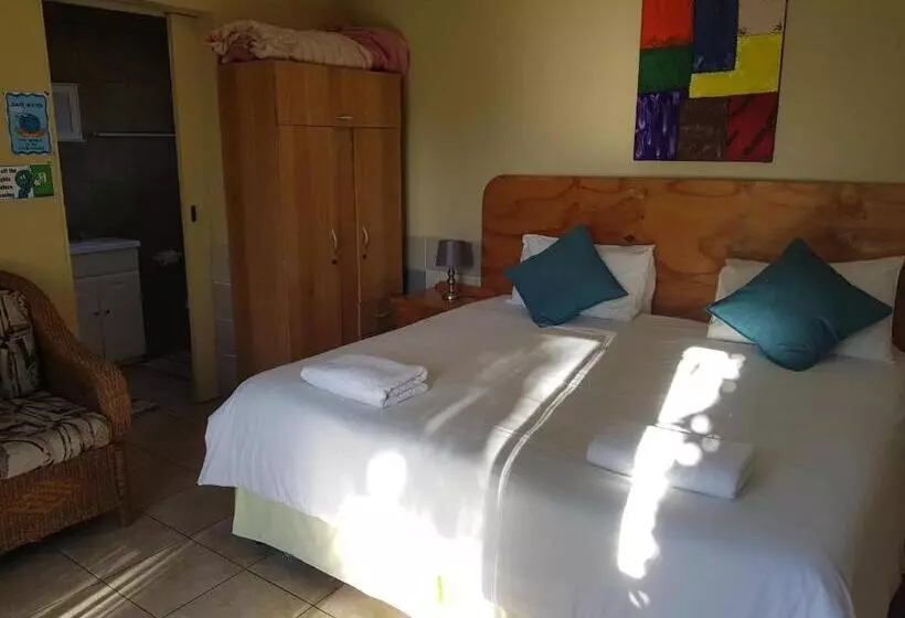 キングサイズベッドのスタンダードルーム, Louhallas Accommodation