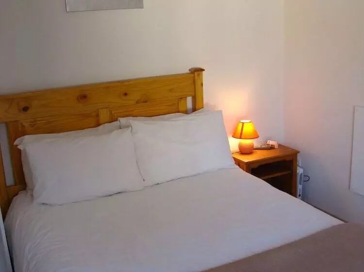 キャビン, Louhallas Accommodation