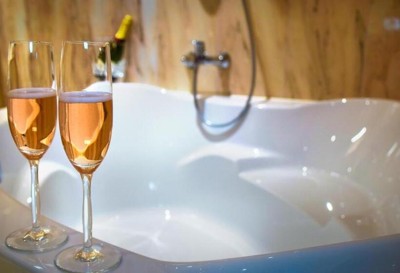 חדר דלוקס, Grand Hotel Palladium