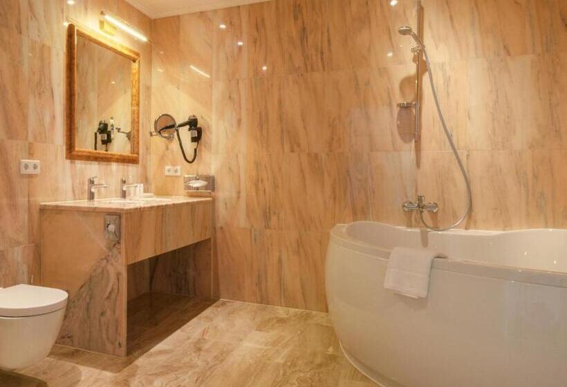 חדר דלוקס, Grand Hotel Palladium