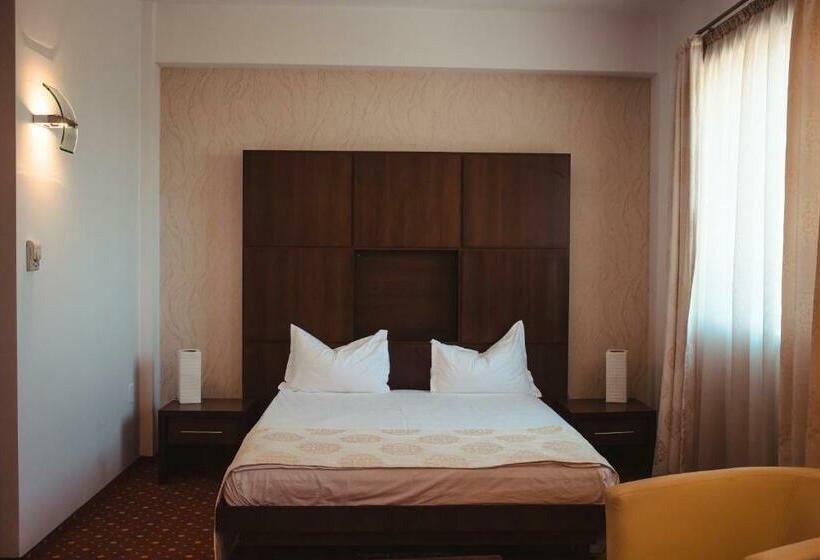 스탠다드 싱글 룸, Celly