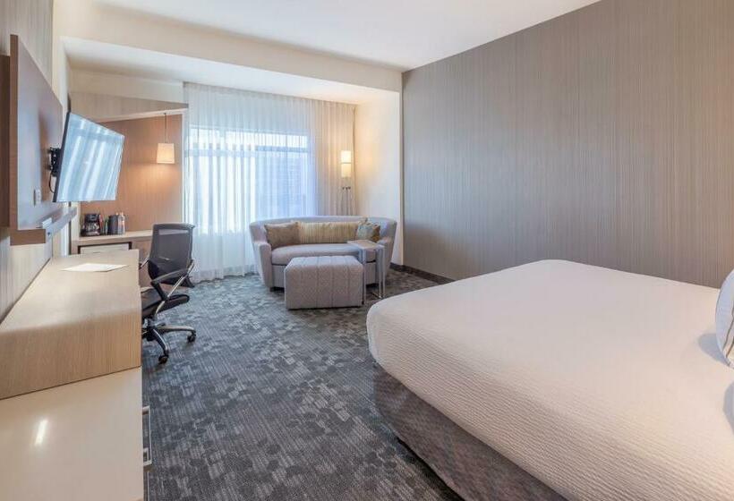 اتاق استاندارد با تخت بزرگ, Courtyard by Marriott Chihuahua