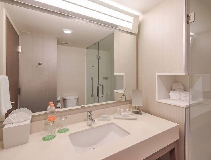 سوییت, Courtyard by Marriott Chihuahua