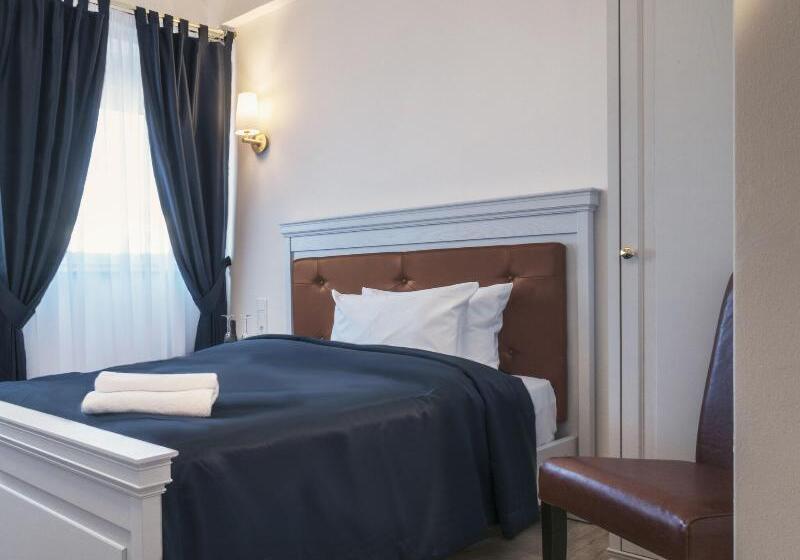 חדר אקונומי, Grand Hotel Palladium