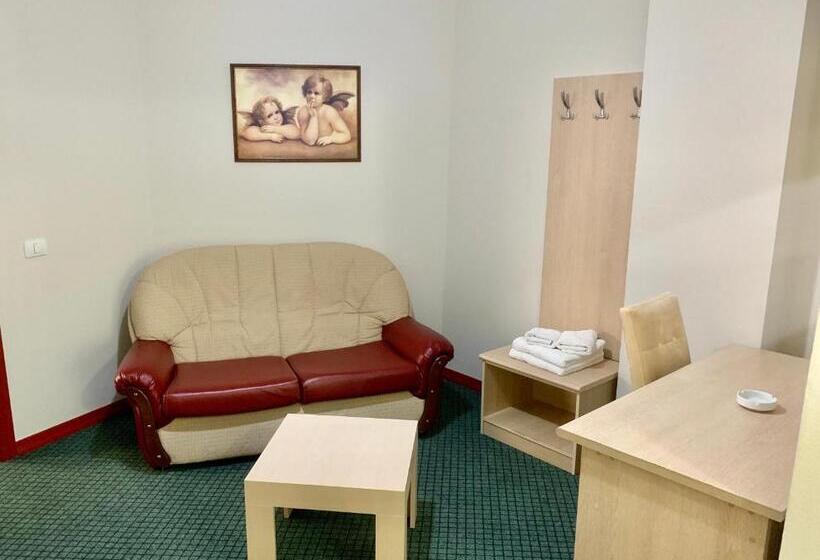 스탠다드 룸 공원 전망, Kriva Resort