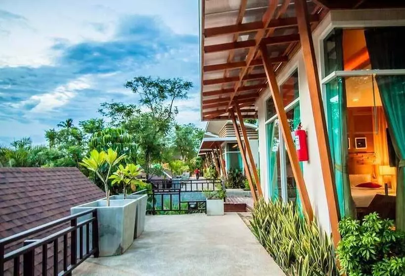 デラックスルーム, Nana Resort Kaeng Krachan