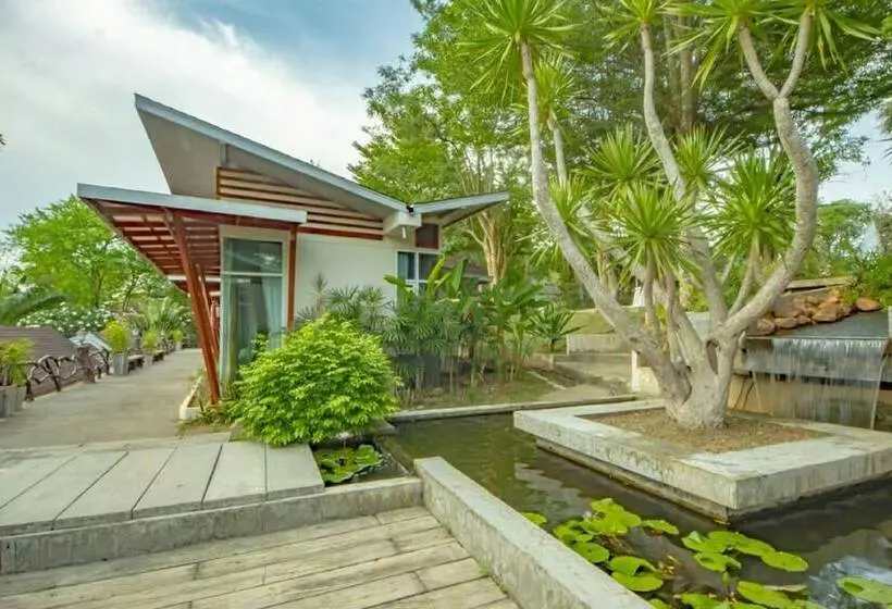 デラックスルーム, Nana Resort Kaeng Krachan