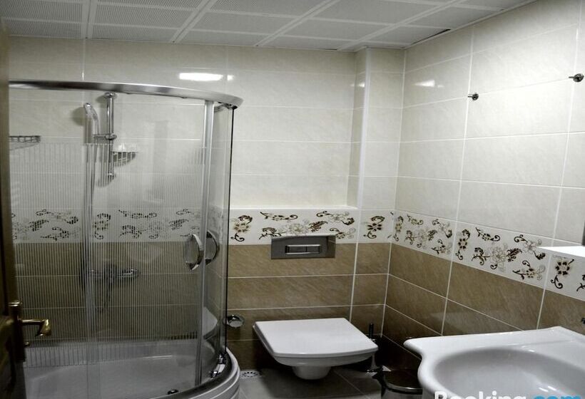 Delüks Üç Kişilik Oda, Stone Art